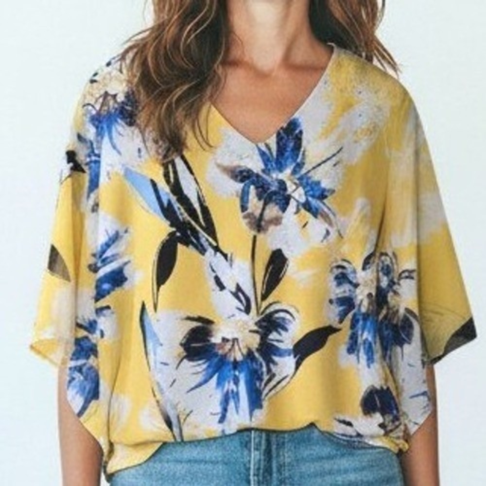 JM Collection Yellow Blue Floral Poncho Top Women's XXL Lightweight Blouse